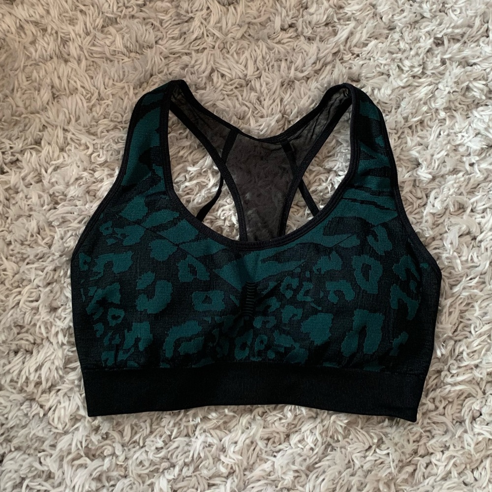 Xersion leopard print sports bra
